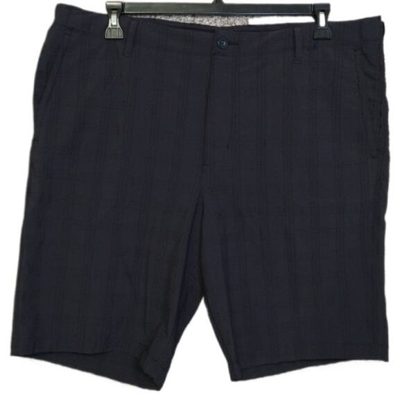 Tommy Bahama On The Green Golf Shorts Size 40 Black Seersucker - Picture 1 of 13